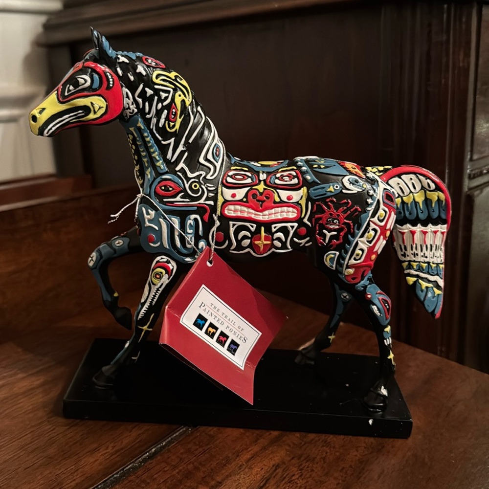The Trail of the Painted Ponies “Spirit of the Northwest” Figurine